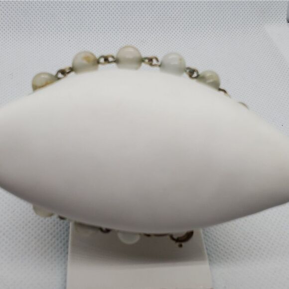 Vintage Silver Tone & Glass Bead Bracelet - Picture 4 of 6